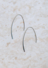 Cast A Line Earring - Silver