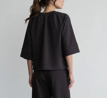 Raglan 3/4 Sleeve Pullover