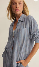 THE PERFECT STRIPED BUTTON UP