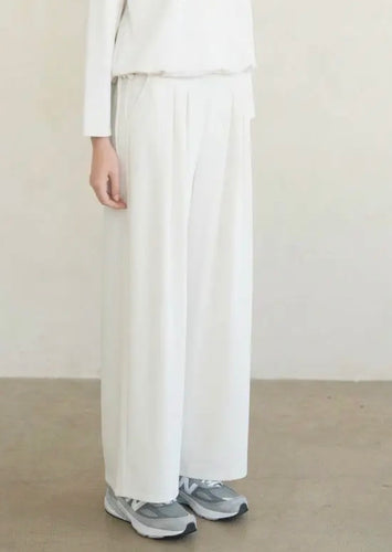 Pleated Wide Leg Sweatpants