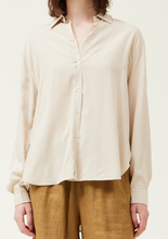 OVERSIZE SOLID SHIRT