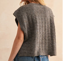 Textured Pattern Sweater Vest