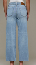 Vintage Wash Stretch Mid Rise Dad Jean