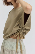 Side Scrunch Tee