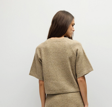 The Danica Top