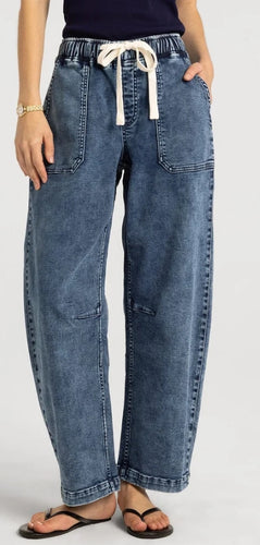 Avril Pants