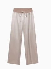 Jolie Capri Pant Kit Top Set